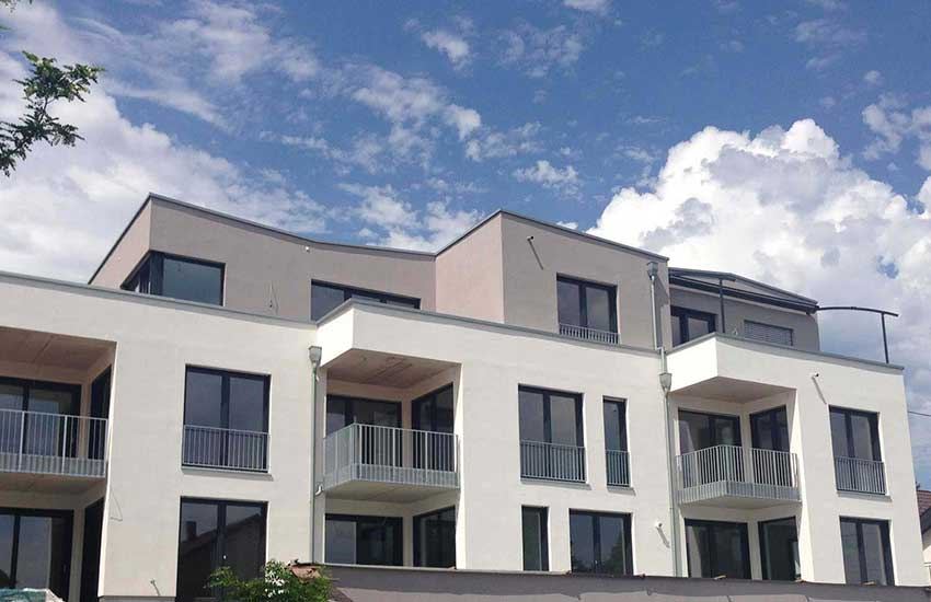 Fertiggestelltes Mehrfamilienhaus mit sieben Wohneinheiten in Walldorf
